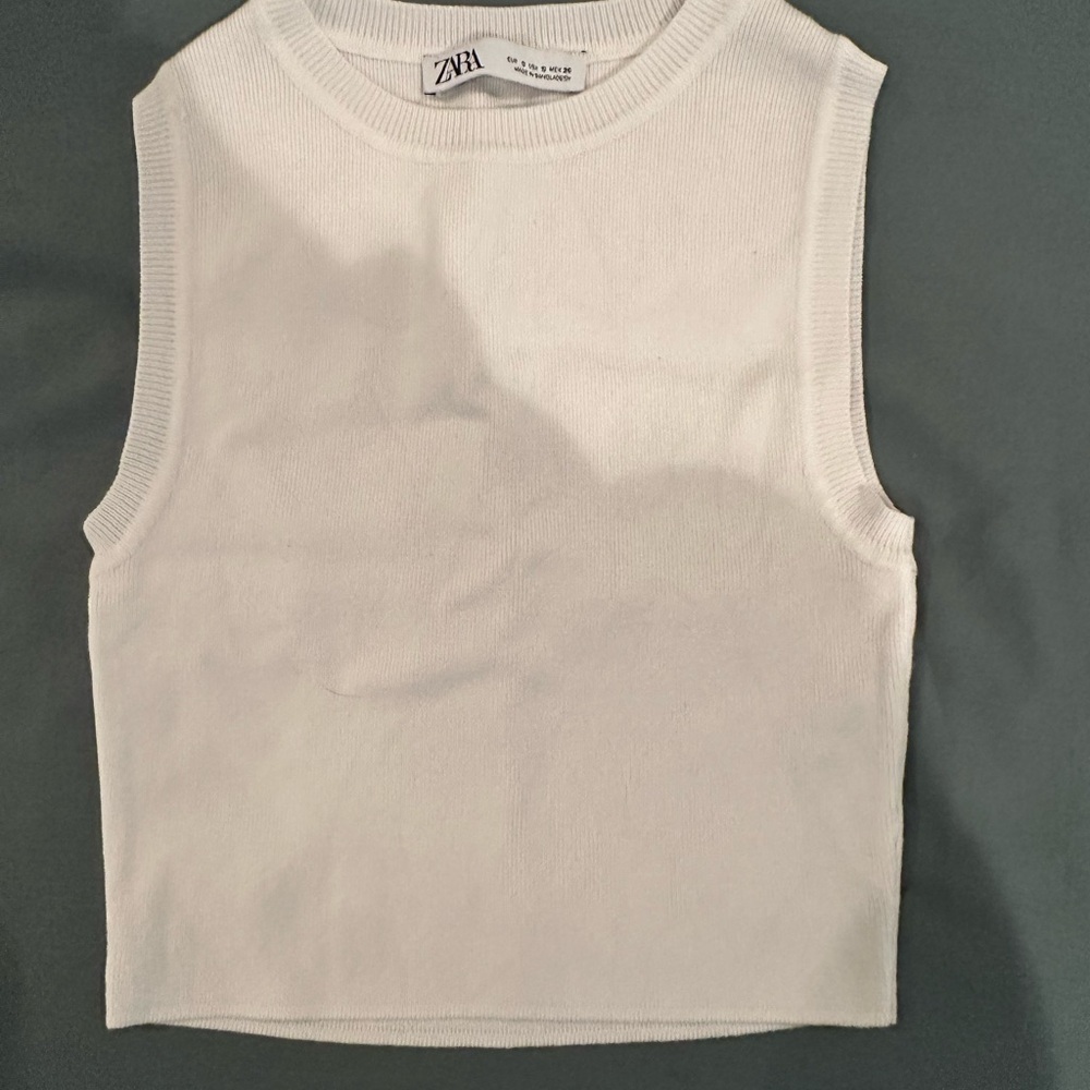 Zara Women's White Sleeveless Top